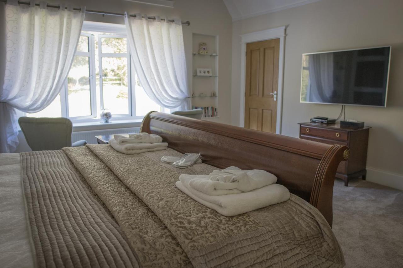 Matlock House Bed & Breakfast Hawkinge Exterior photo